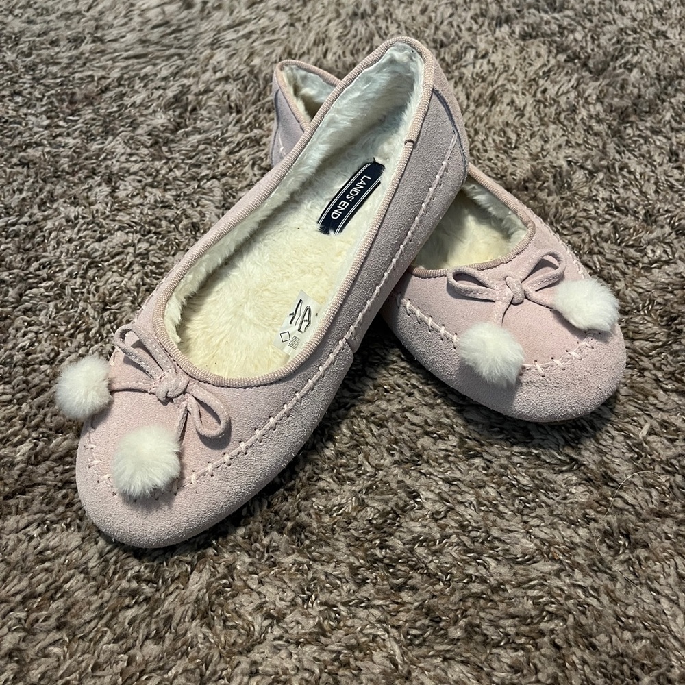 Lands’ End | NWOT pink moccasins